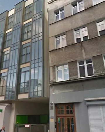 בית אירוח Prime Centrum 1 גדינייה